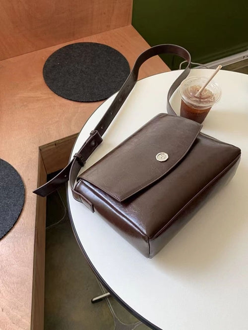 RetroTote™ – Large Capacity Textured Tote for Work & Everyday Use
